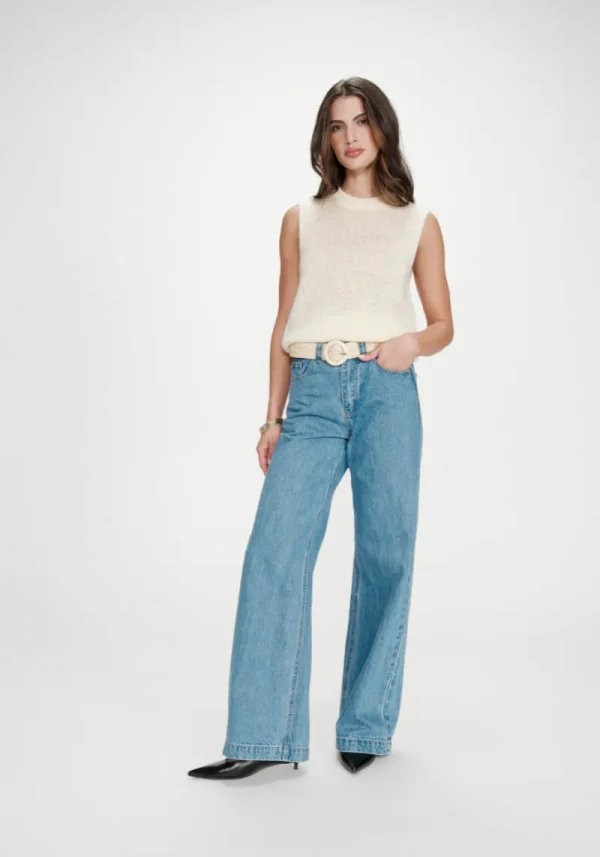 Vollo Sleeveless Sweater In Vanille