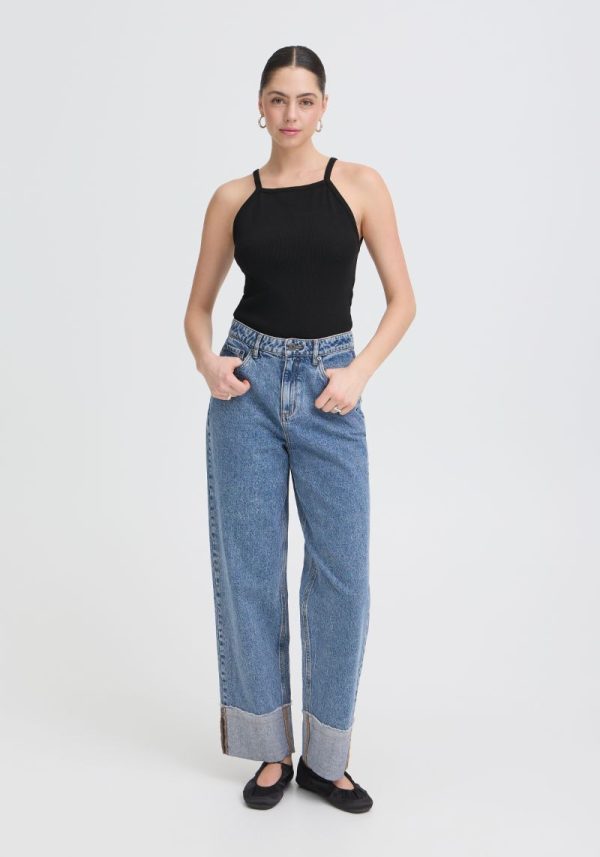 Oreta Black Vest Top
