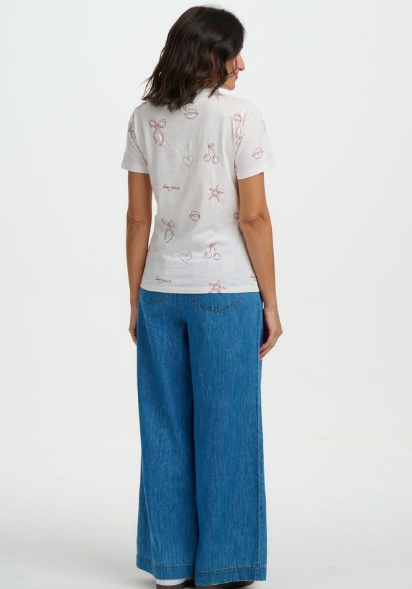 Sugarhill shelby boxy t 1 Maggie Chic Embroidered T-Shirt