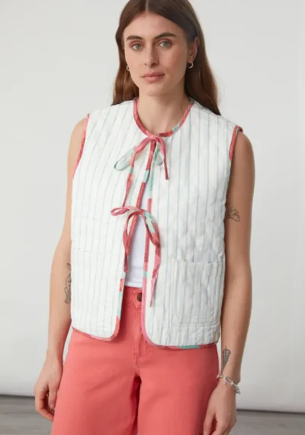 Aria Reversable Vest