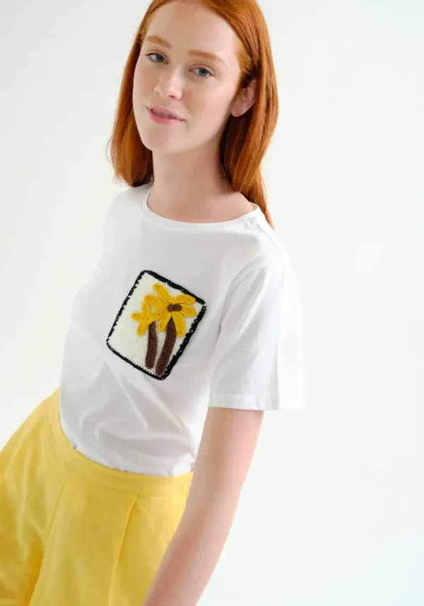 Nuevo White Palm tree T-Shirt