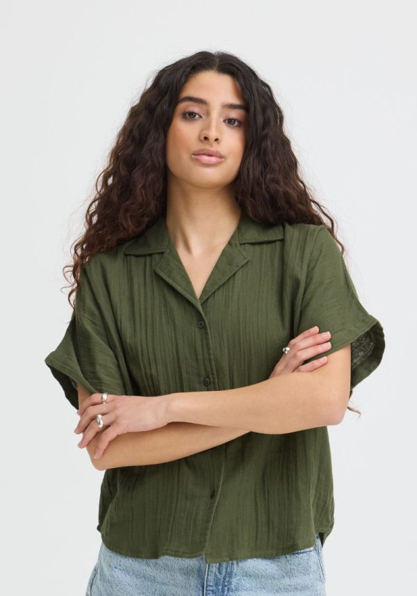Foxa Grape Leaf Short Sleeved Shirt