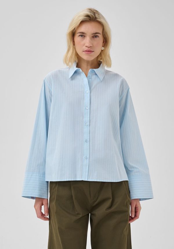 Bella Angel Falls Shirt