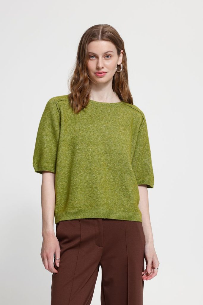 Dasila Green Sweater